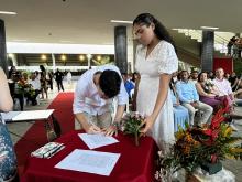 Casamento coletivo no Compaz Ariano Suassuna